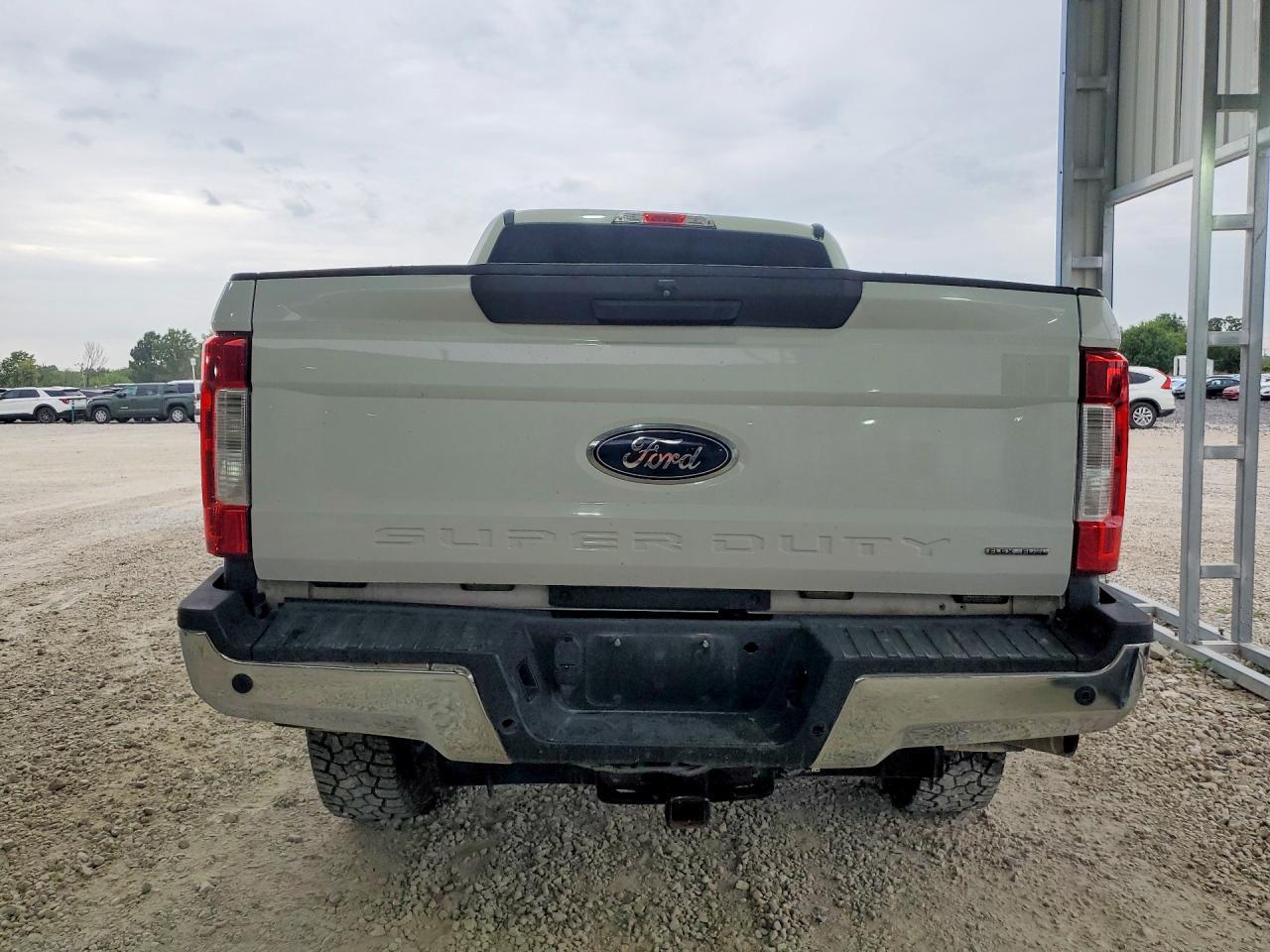 2019 Ford F250 Super Duty - Image 6