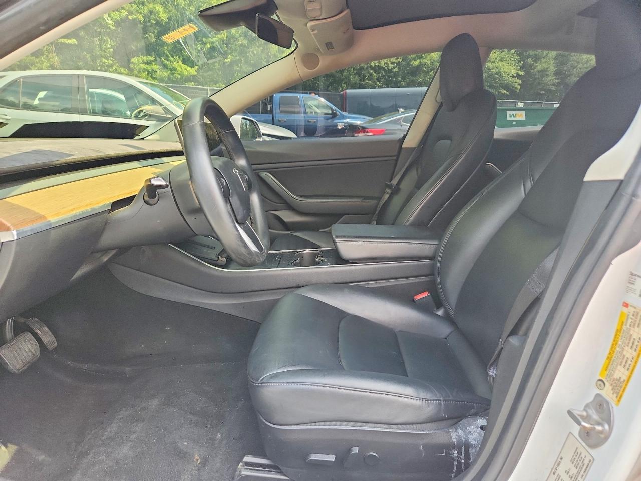 2019 Tesla Model 3 - Фото 7