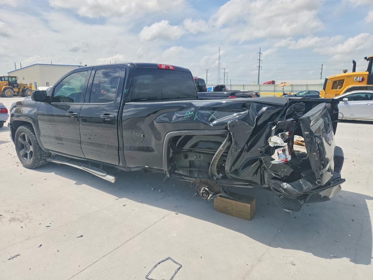 2017 GMC Sierra C1500 - Фото 2