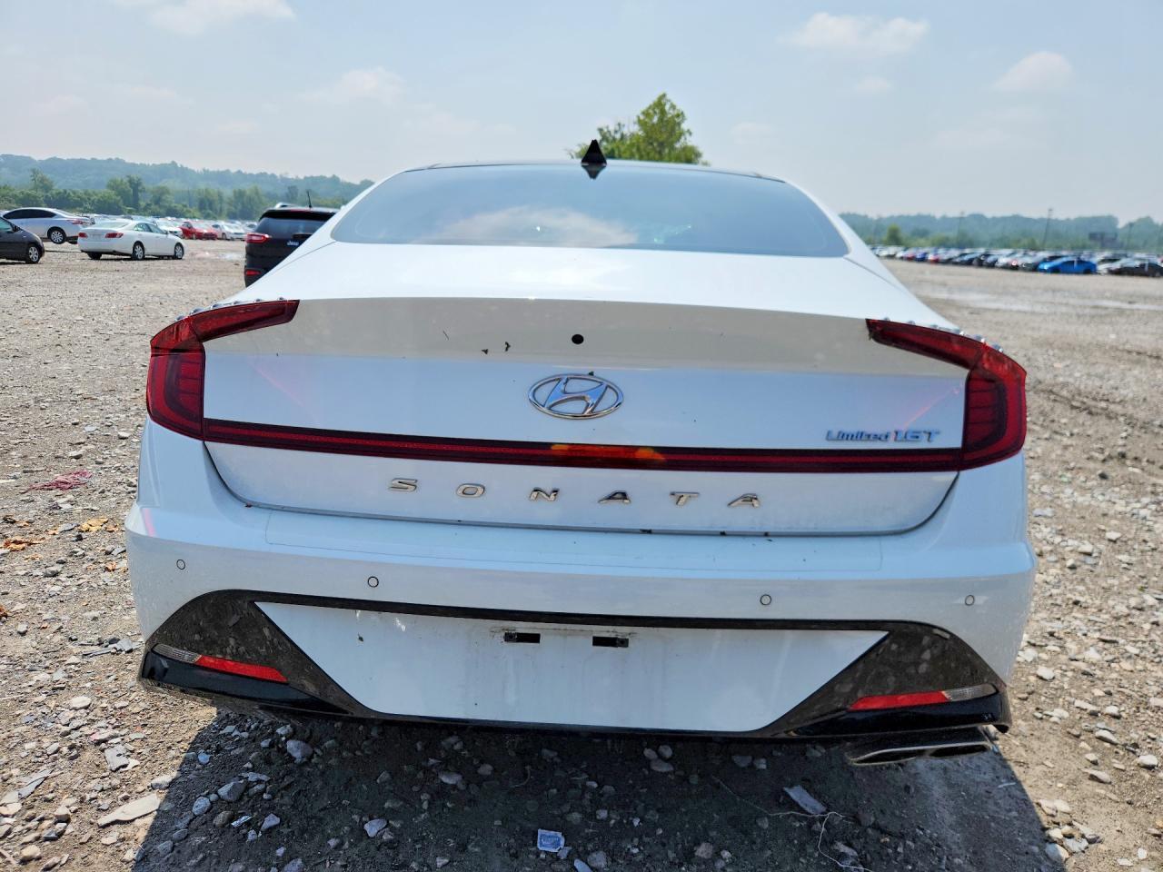 2020 Hyundai Sonata Limited - Image 6