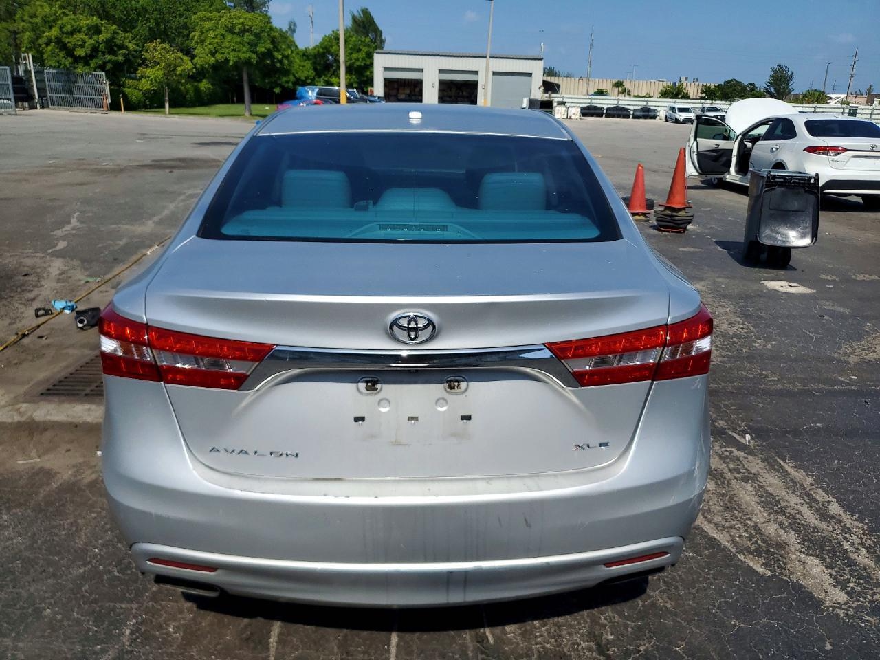 2014 Toyota Avalon Xle Touring - Image 6