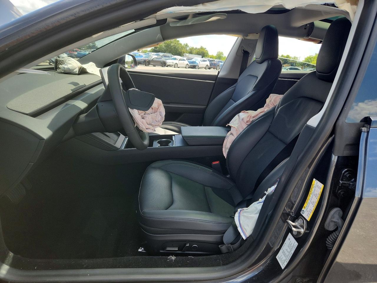 2024 Tesla Model 3 - Фото 7