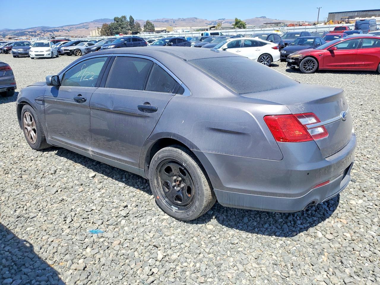 2014 Ford Taurus Police Interceptor - Image 2