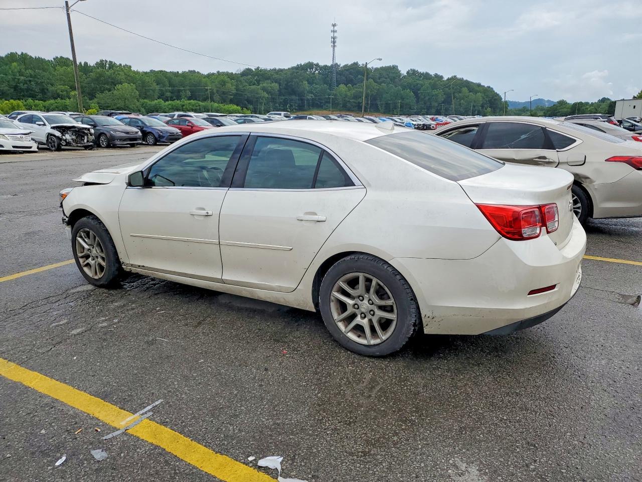 2014 Chevrolet Malibu 1Lt - Фото 2