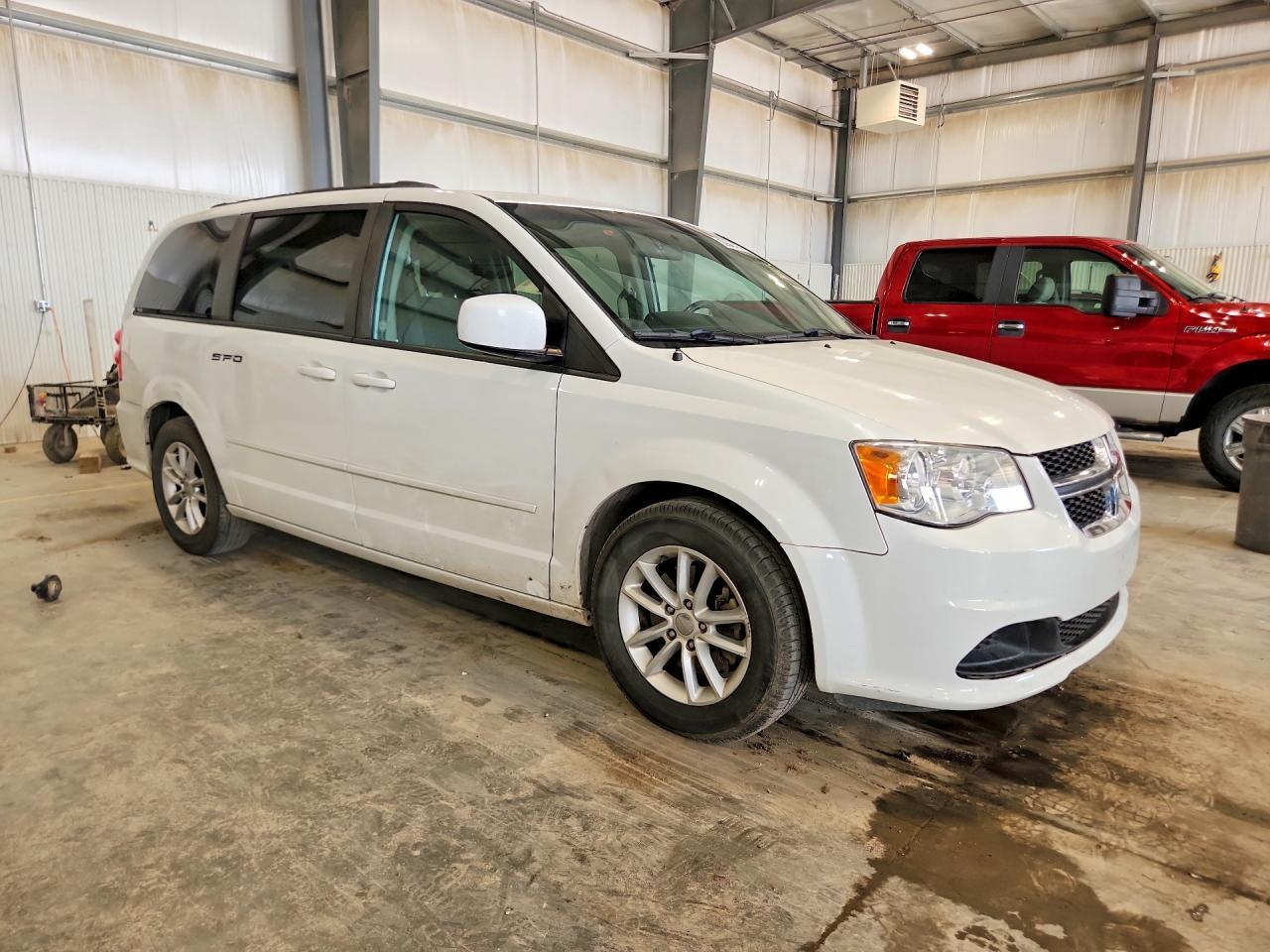 2016 Dodge Grand Caravan Sxt - Image 4