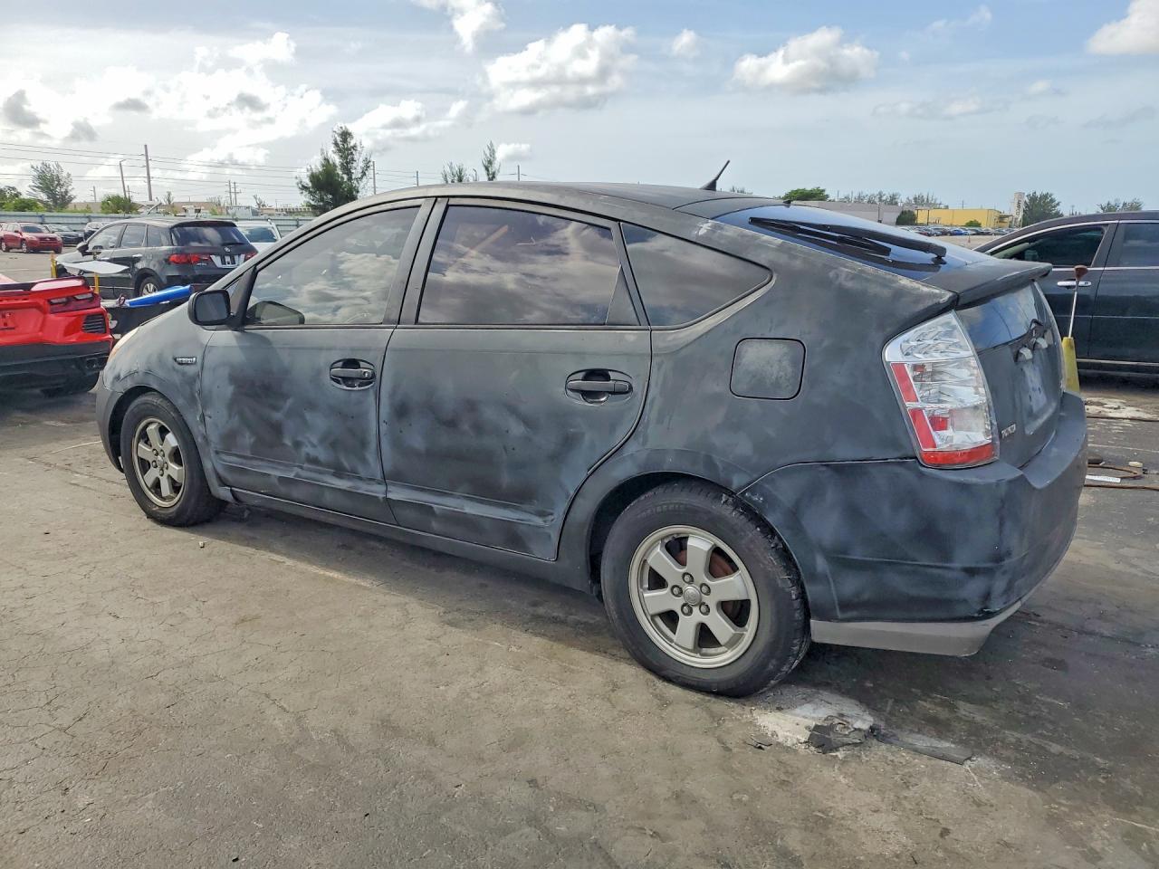 2006 Toyota Prius - Image 2