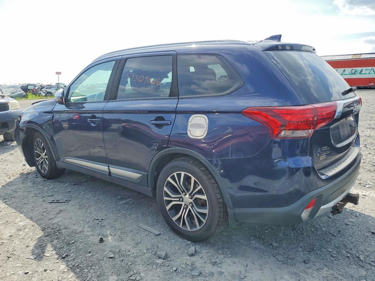 2018 Mitsubishi Outlander Se - Фото 2