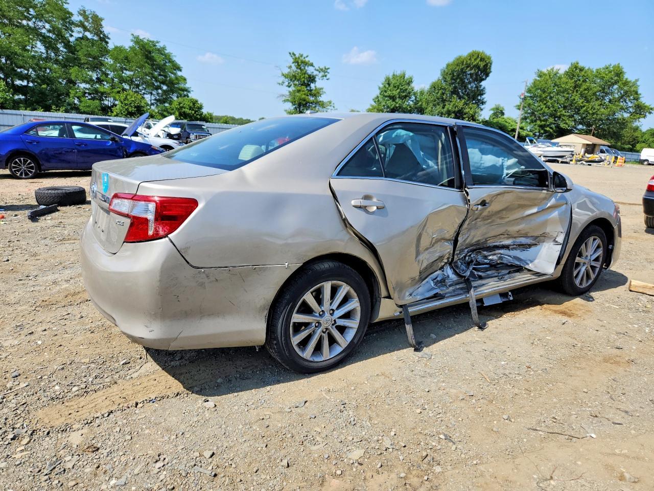 2014 Toyota Camry Xle - Фото 3