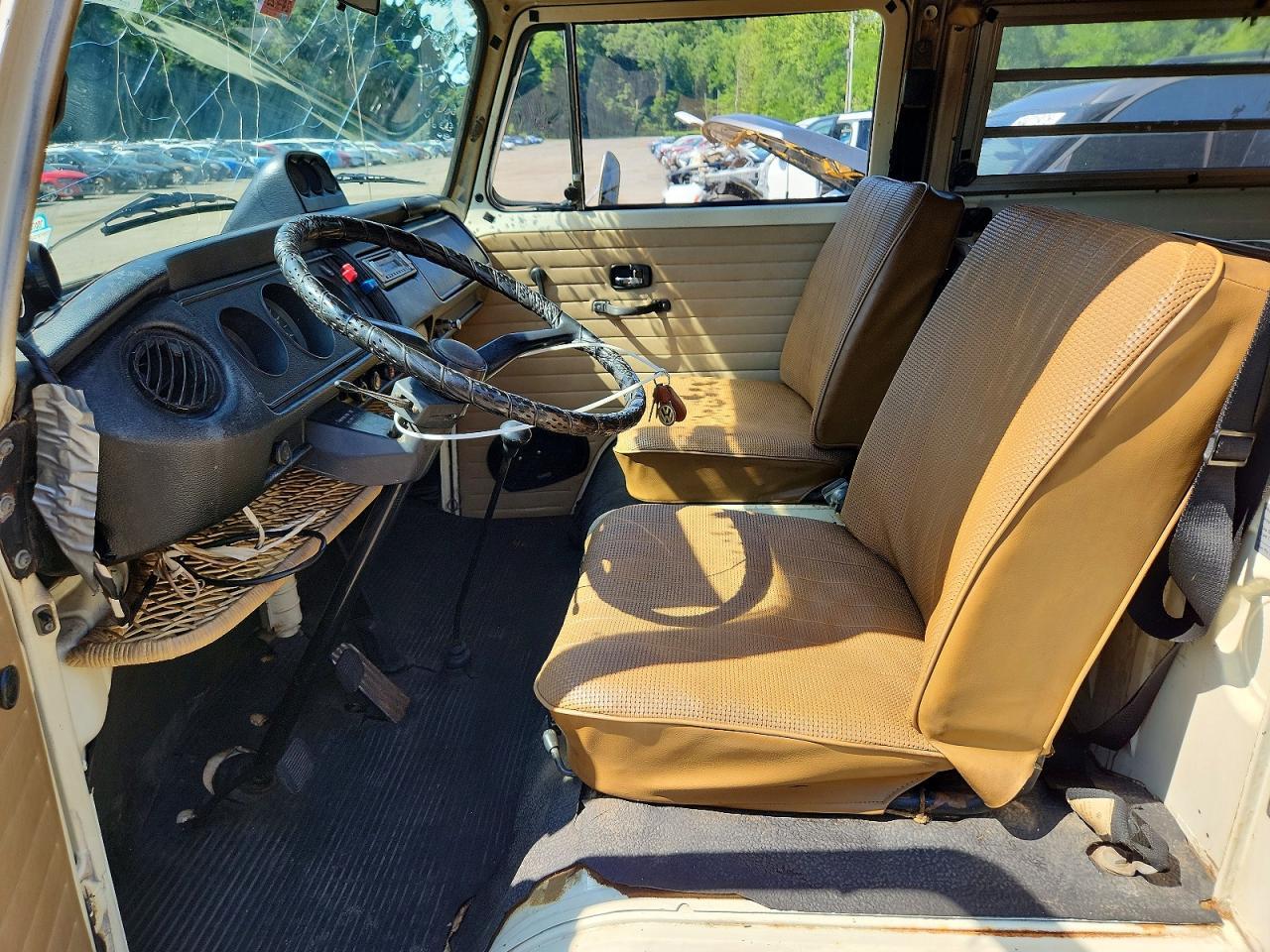 1970 Volkswagen Transporter - Фото 7