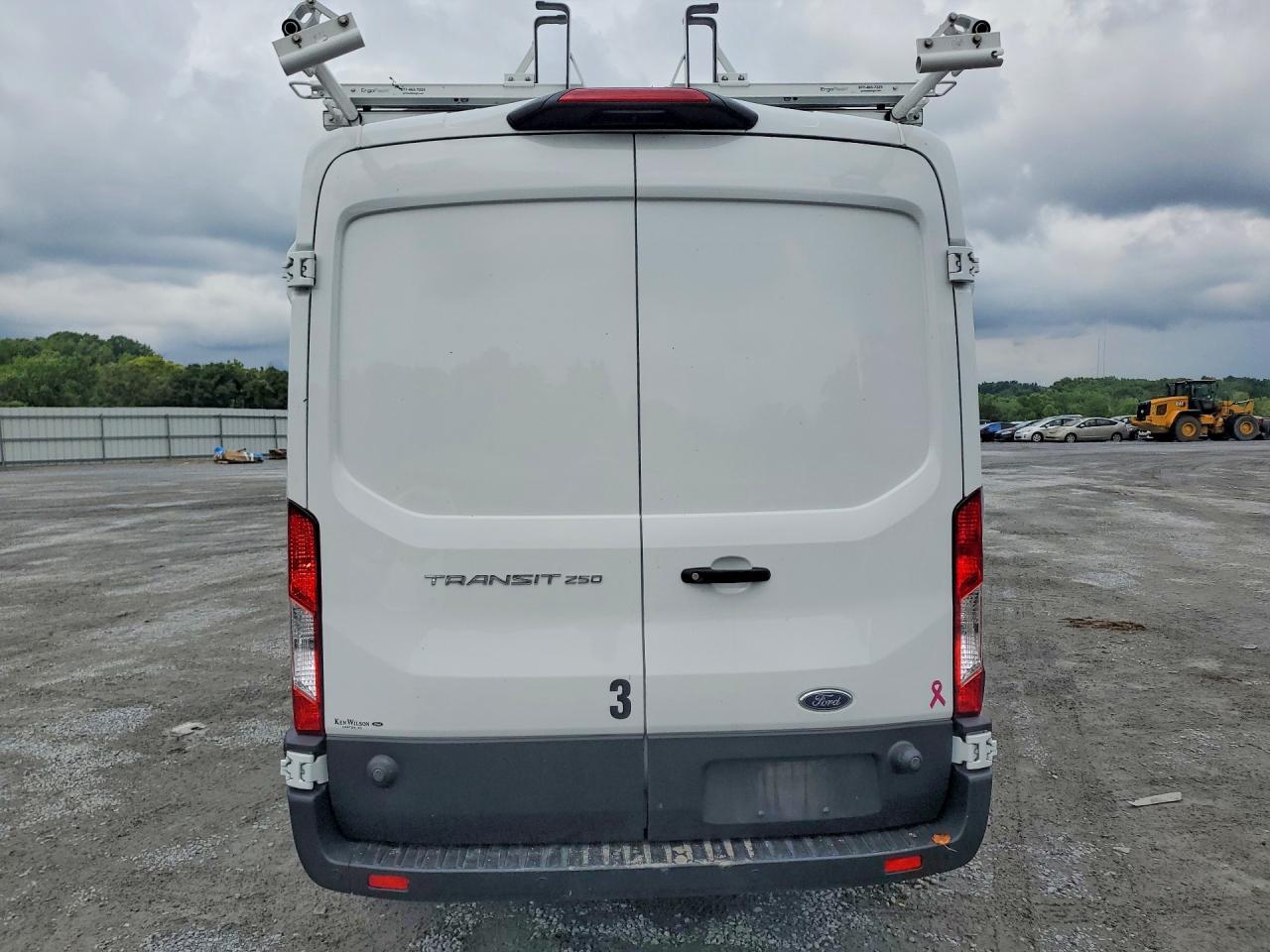 2023 Ford Transit T-250 - Image 6