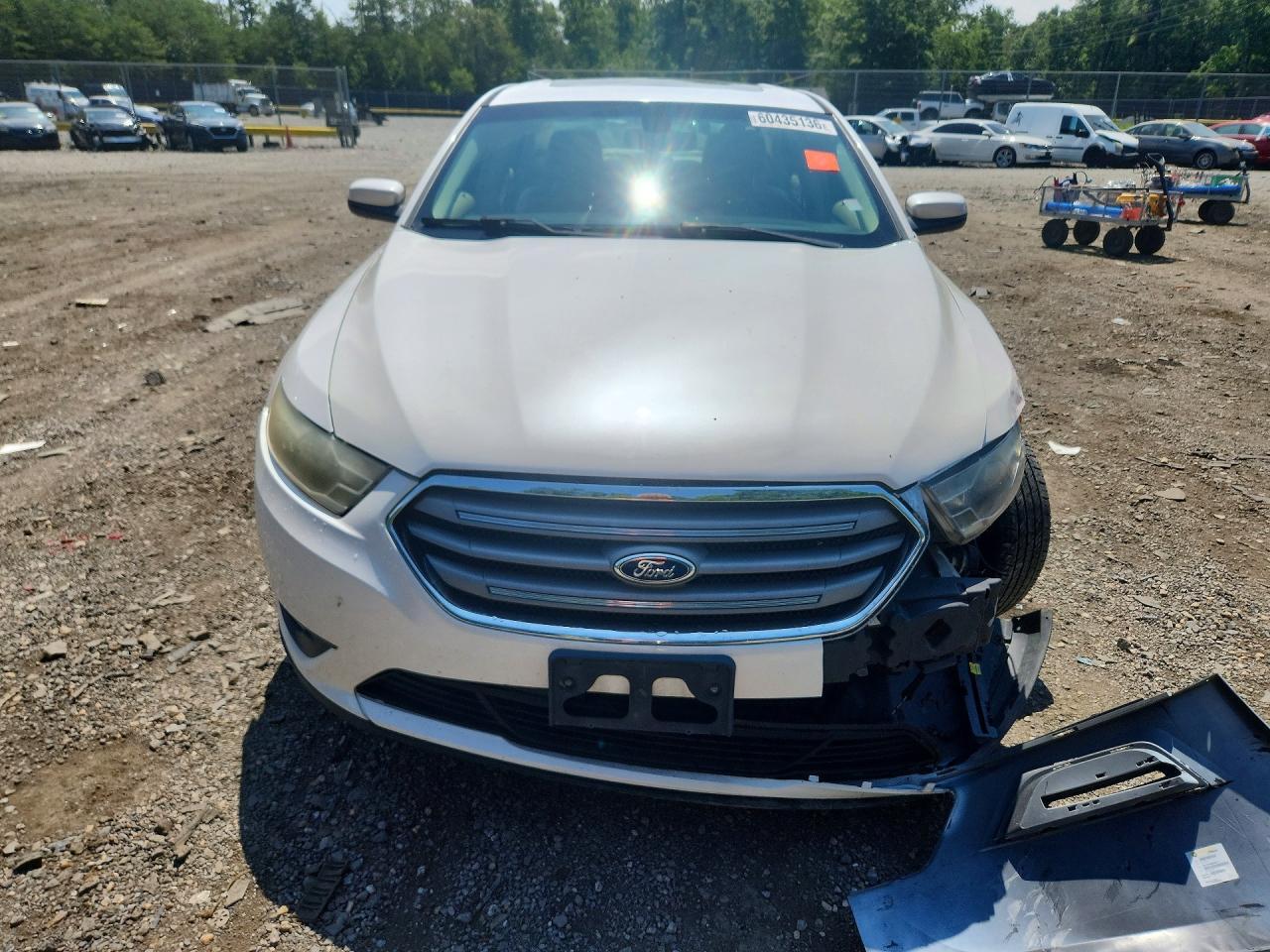 2013 Ford Taurus Sel - Image 5