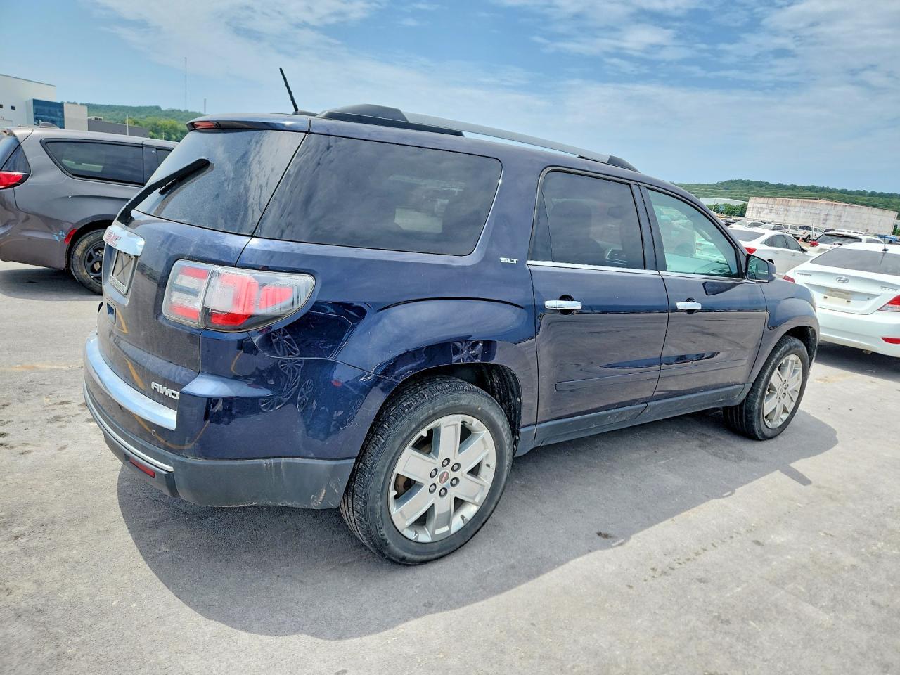 2017 GMC Acadia Limited Slt-2 - Image 3