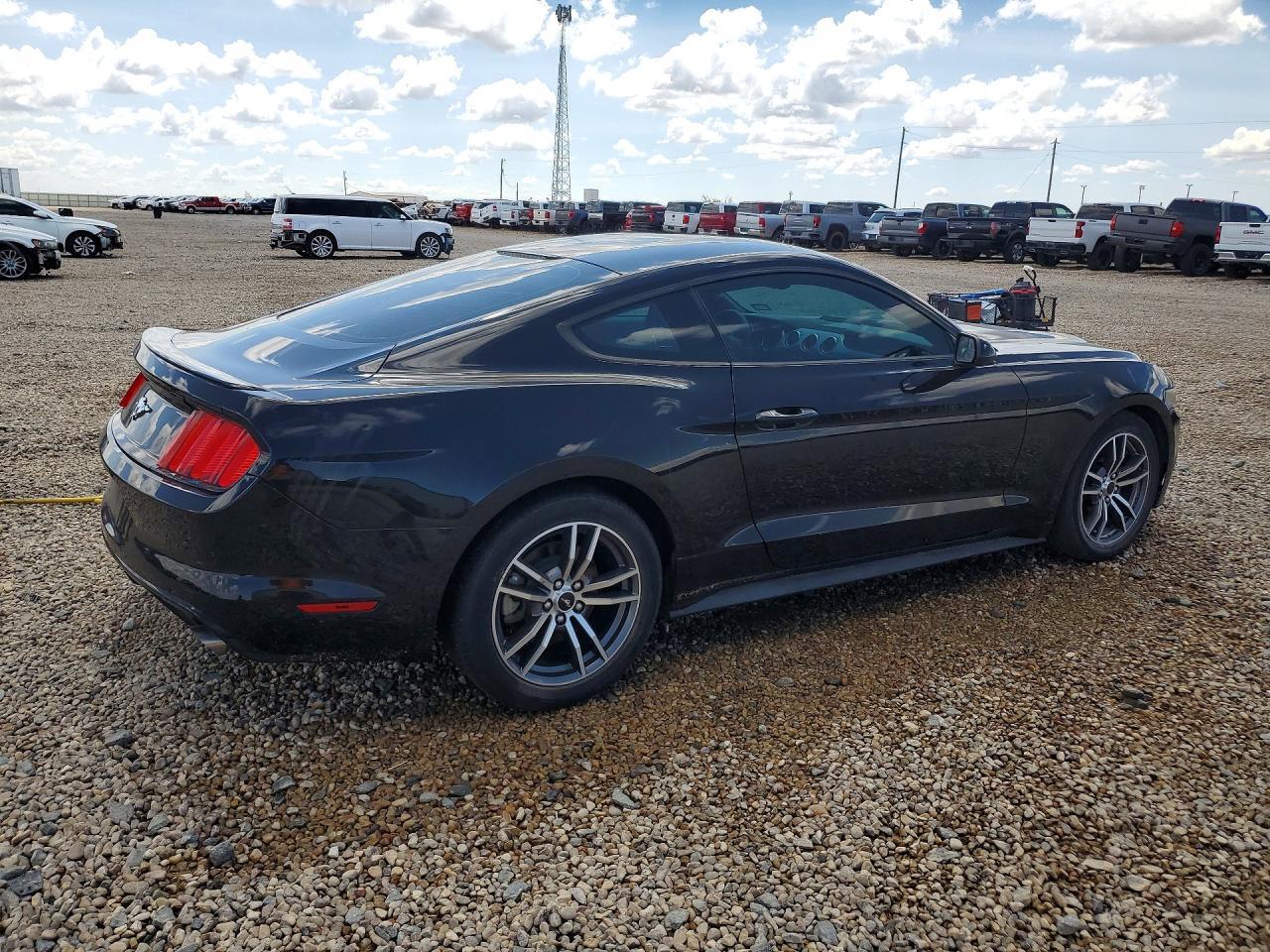 2017 Ford Mustang - Фото 3