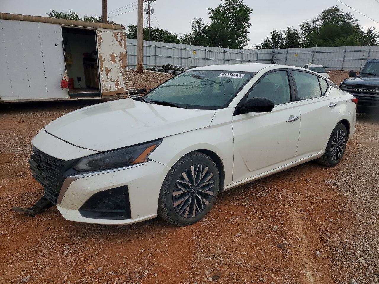2024 Nissan Altima Sv