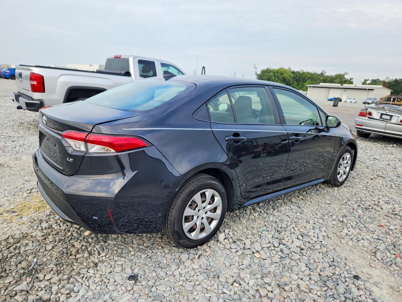 2022 Toyota Corolla Le - Фото 3