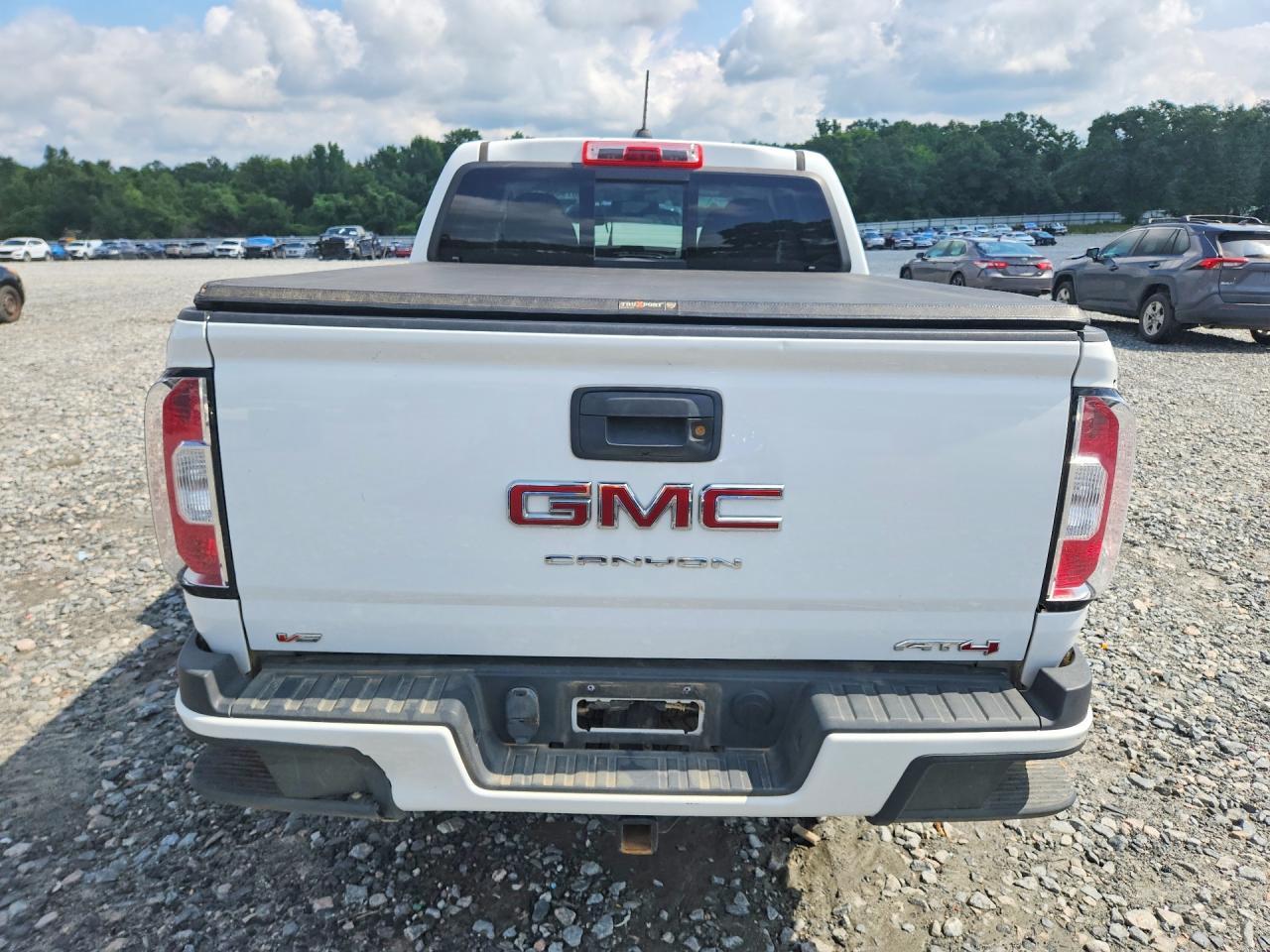 2022 GMC Canyon At4 - Image 6