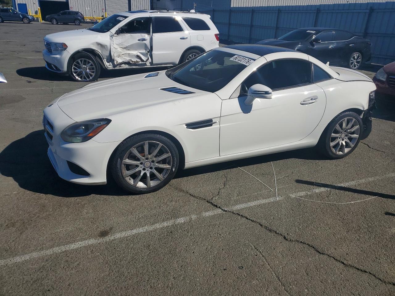 2017 Mercedes-Benz Slc 300