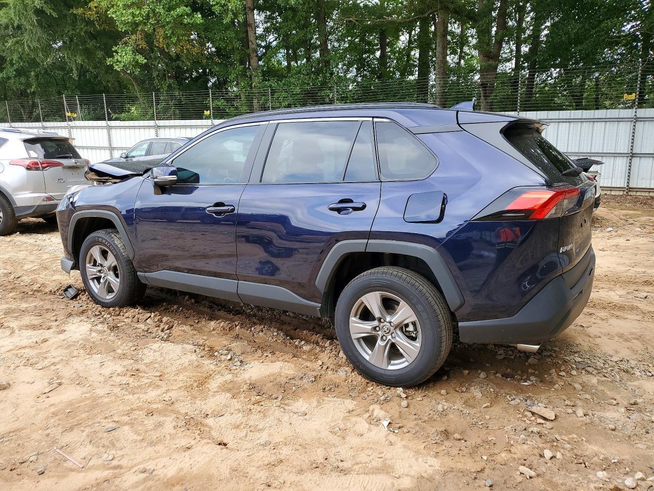 2023 Toyota Rav4 Xle - Фото 2