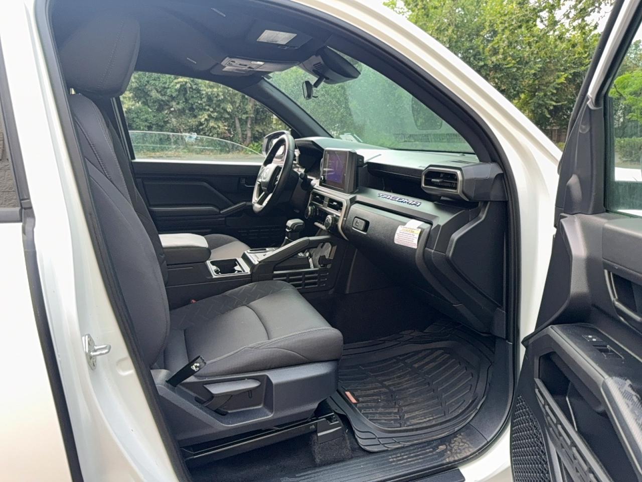 2024 Toyota Tacoma Sr - Image 5