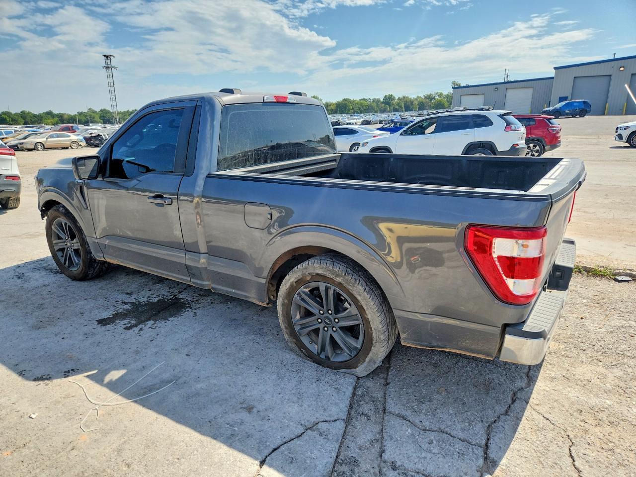 2023 Ford F150 - Фото 2