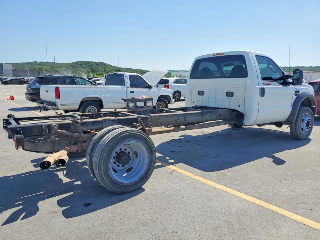 2009 Ford F550 Super Duty - Фото 3
