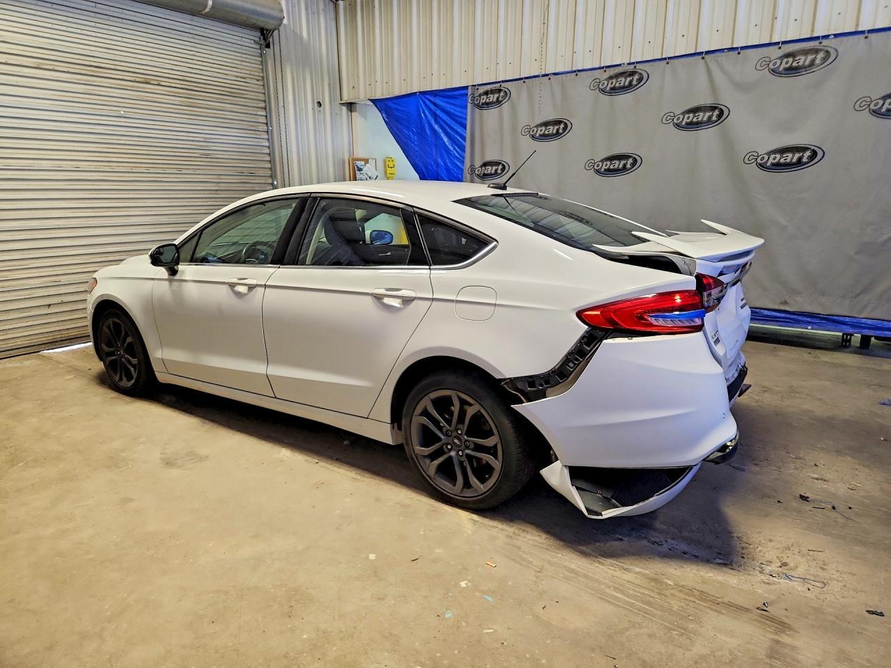 2018 Ford Fusion Se - Фото 2