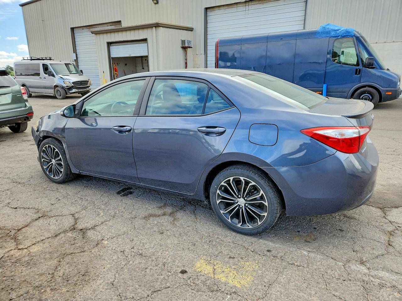 2015 Toyota Corolla S Plus - Фото 2