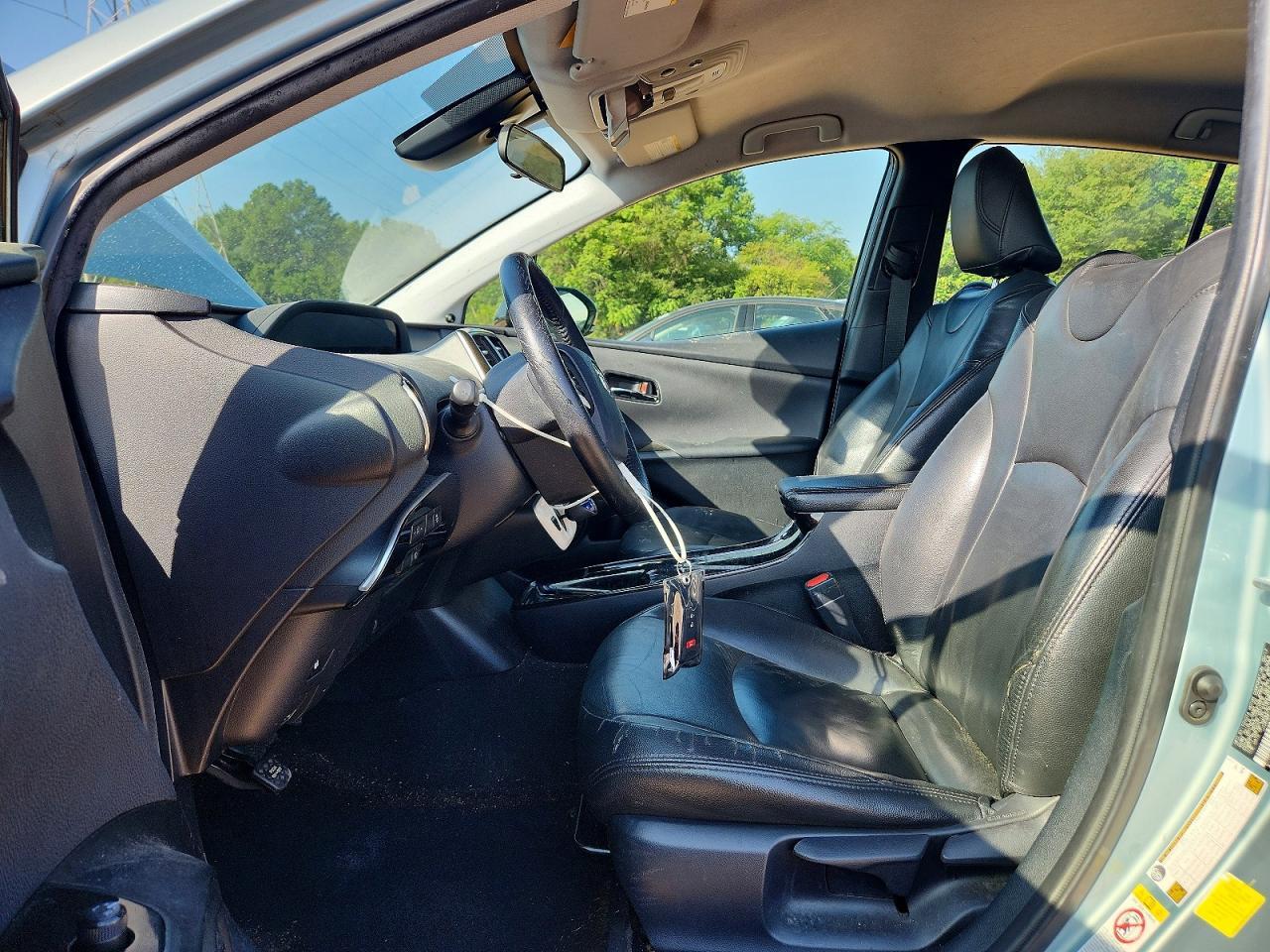 2017 Toyota Prius Three - Фото 7