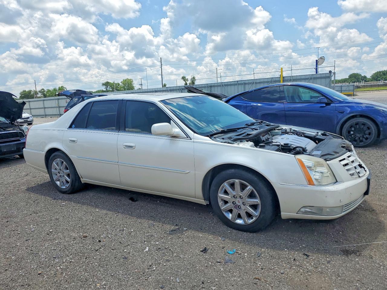 2011 Cadillac Dts Premium Collection - Фото 4