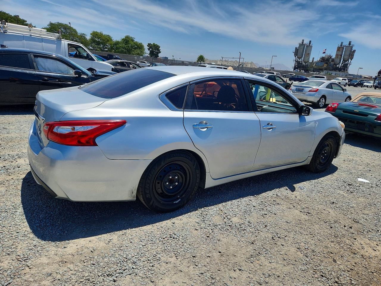 2016 Nissan Altima 2.5 S - Image 3