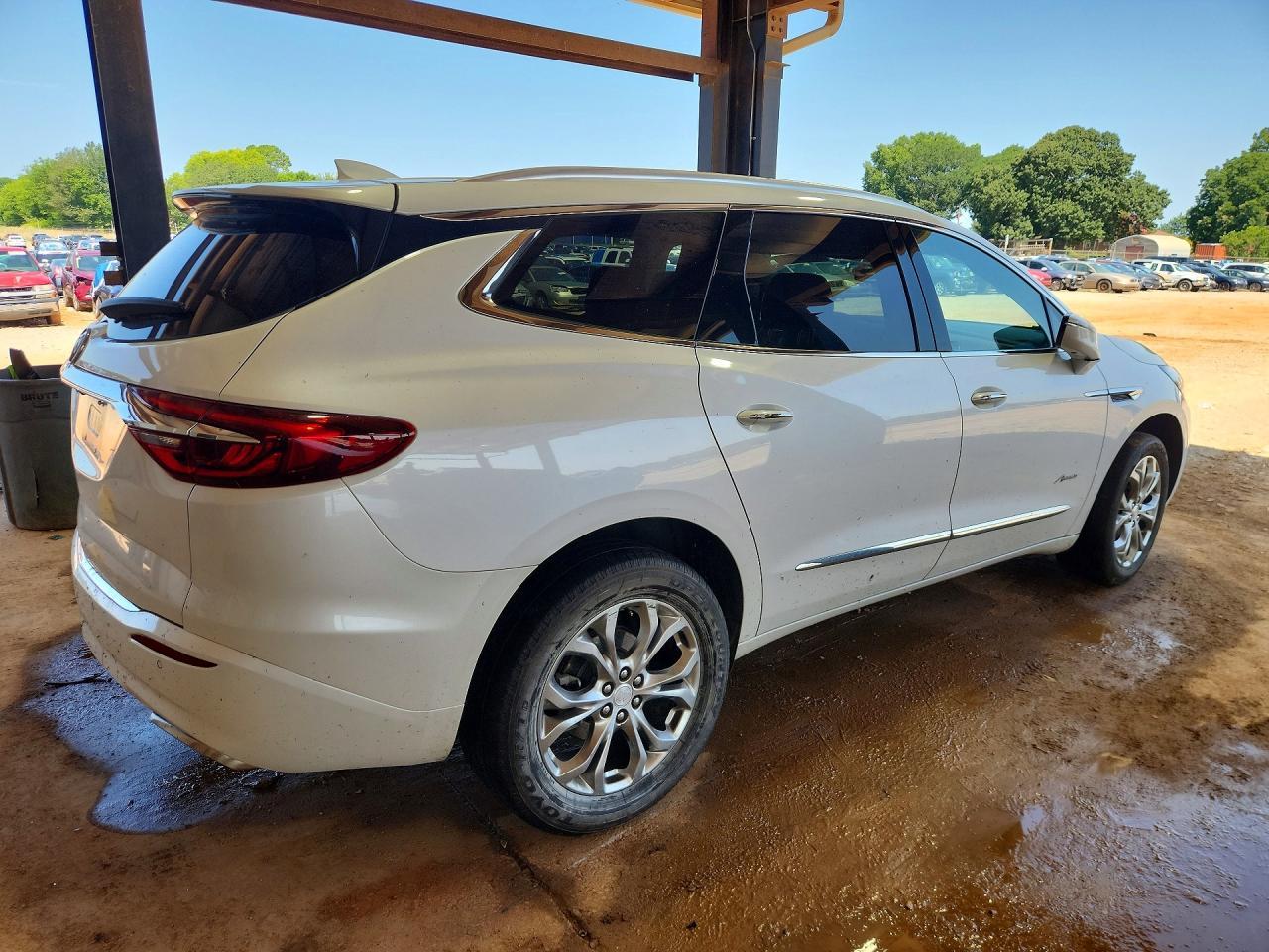 2021 Buick Enclave Avenir - Image 3
