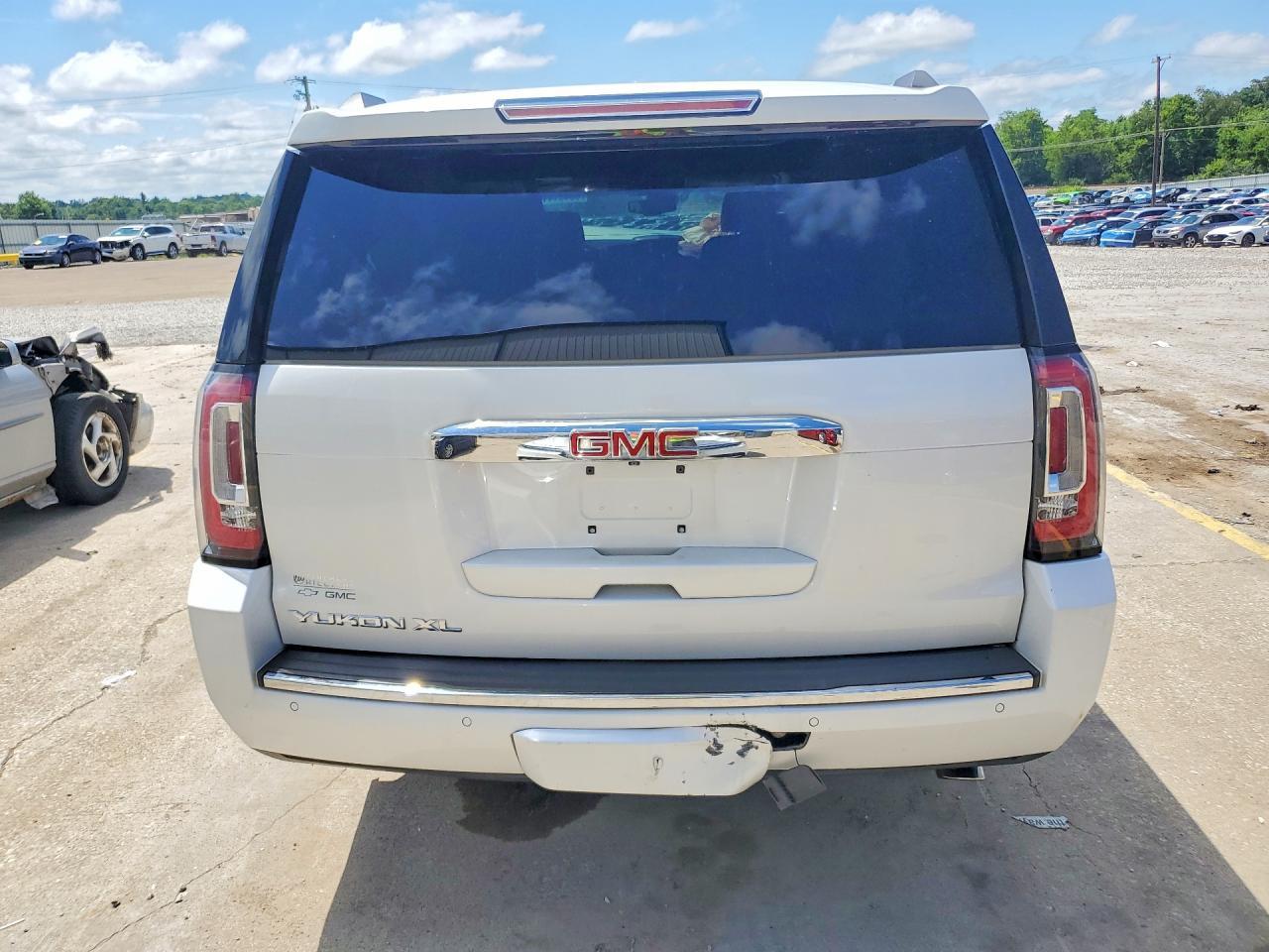 2018 GMC Yukon Xl Denali - Image 6