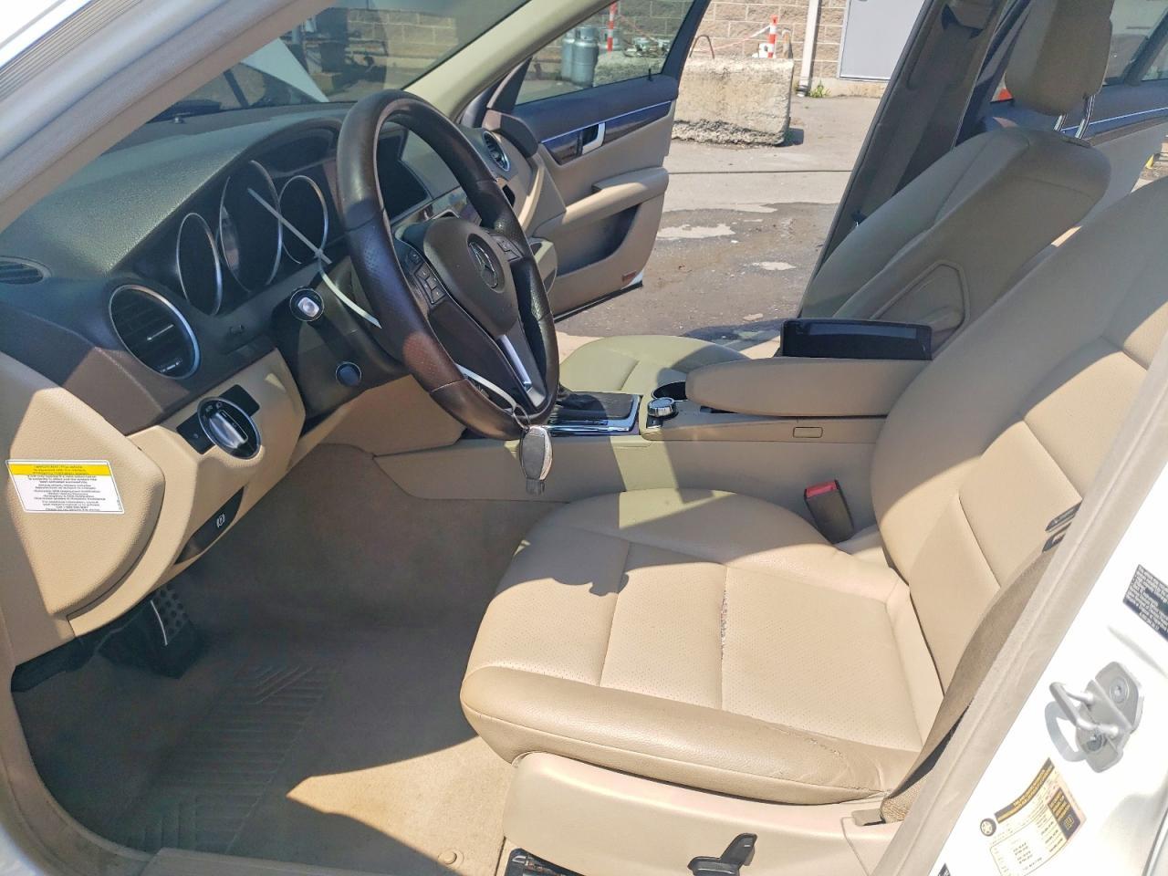 2013 Mercedes-Benz C 300 4Matic - Image 7