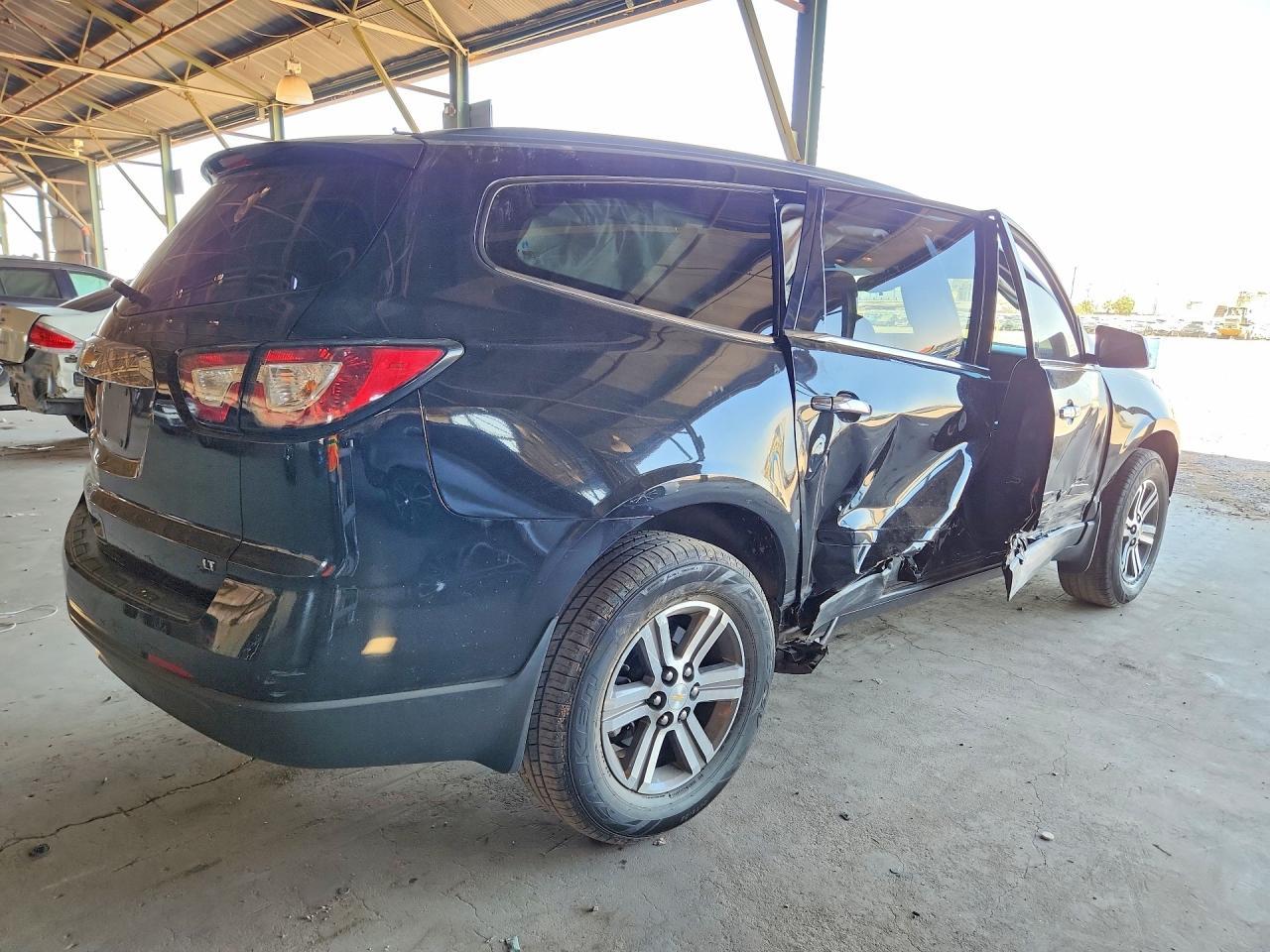 2017 Chevrolet Traverse Lt - Фото 3