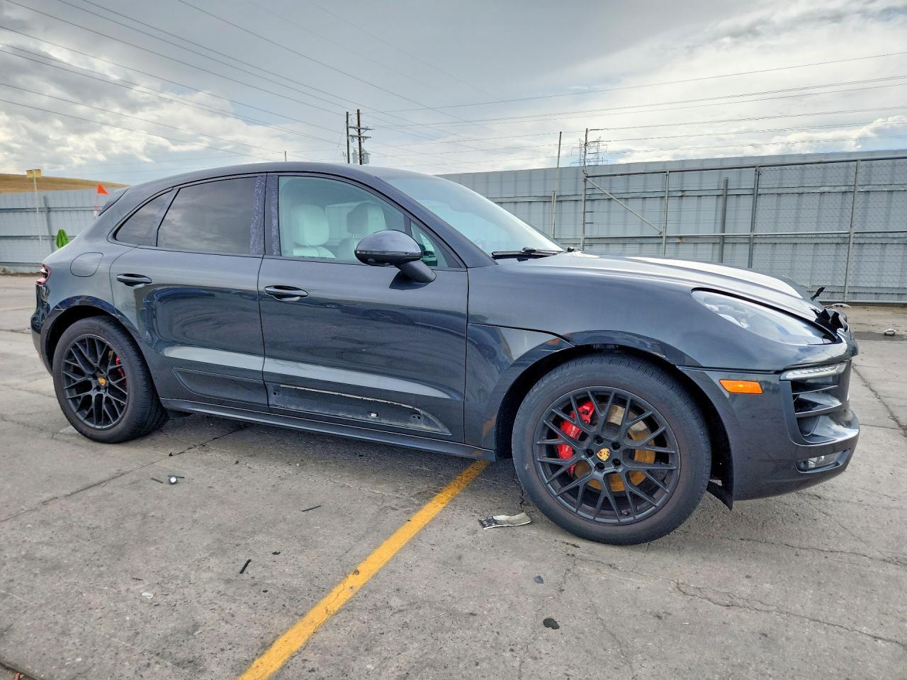 2017 Porsche Macan Gts - Image 4