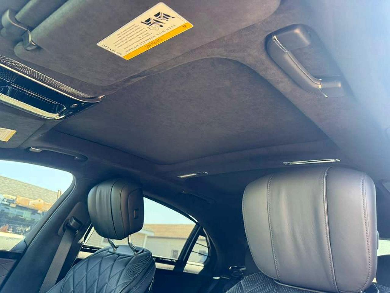2022 Mercedes-Benz S 500 4Matic - Image 7