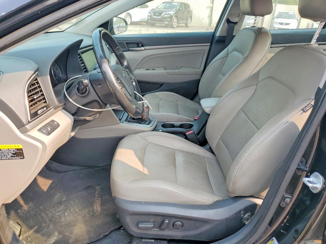 2017 Hyundai Elantra Limited - Фото 7