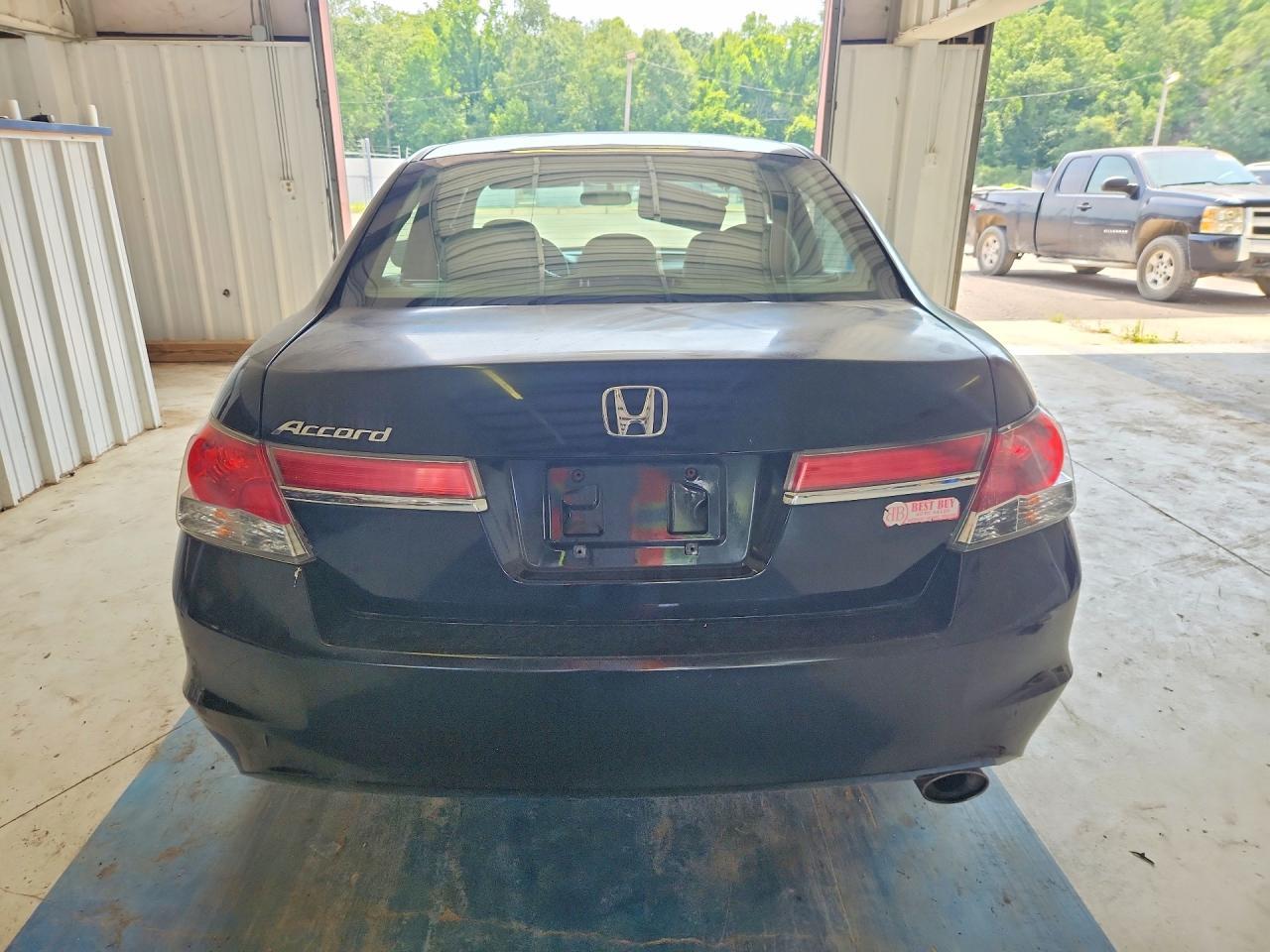 2011 Honda Accord Lx - Фото 6