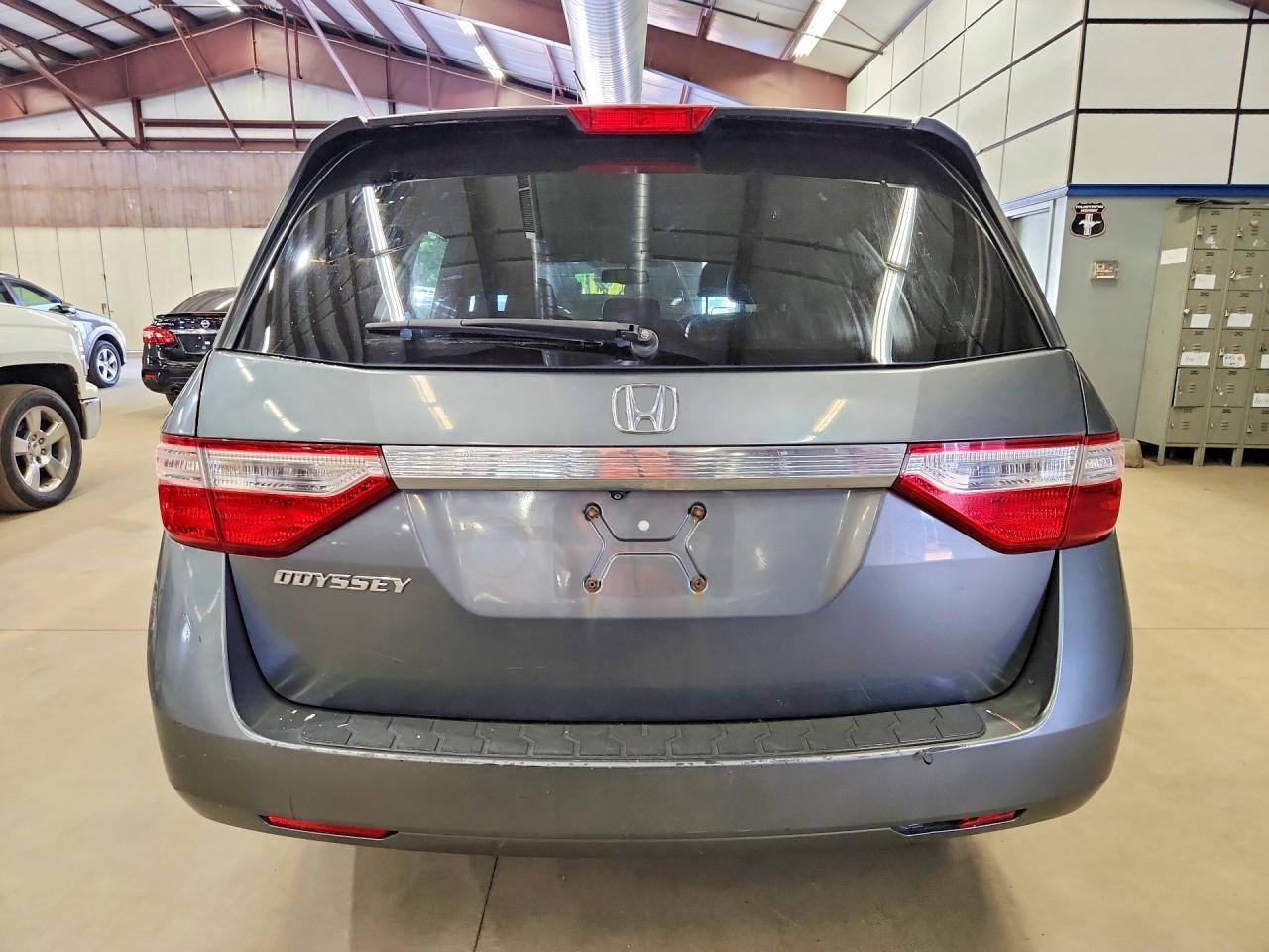 2012 Honda Odyssey Exl - Image 6