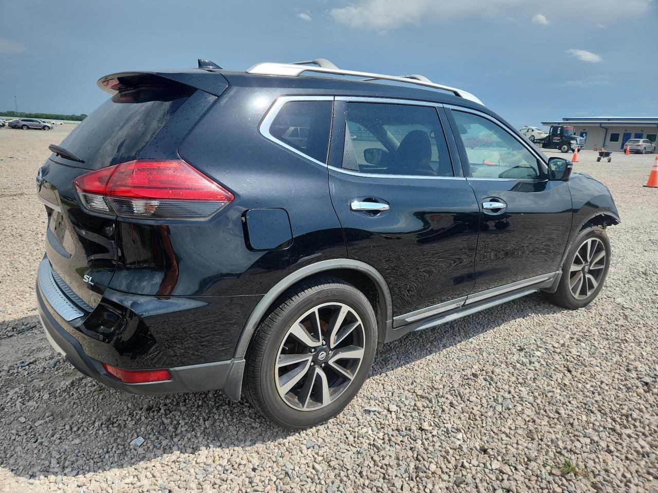 2017 Nissan Rogue Sl - Фото 3