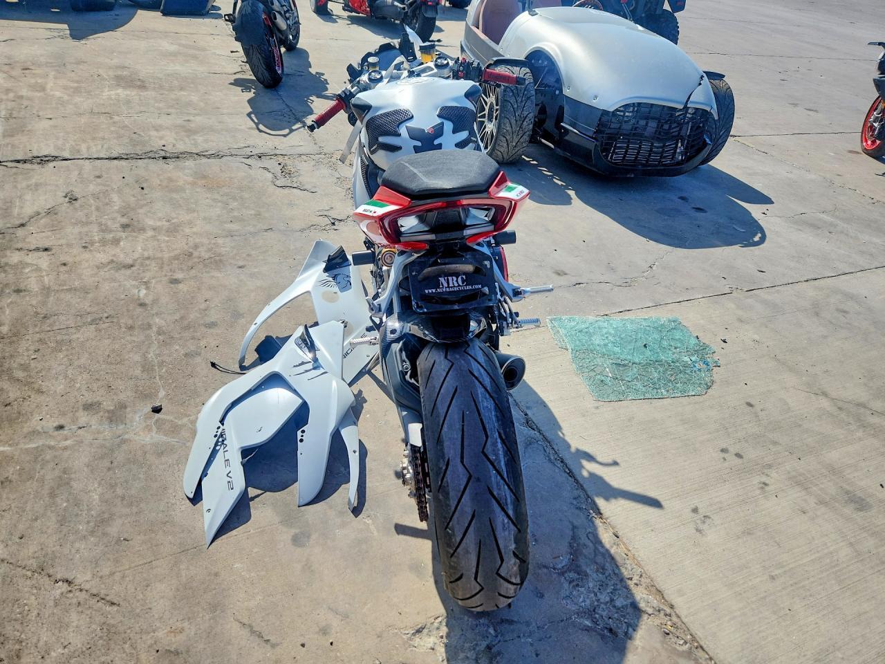 2021 Ducati Panigale V2 - Фото 4