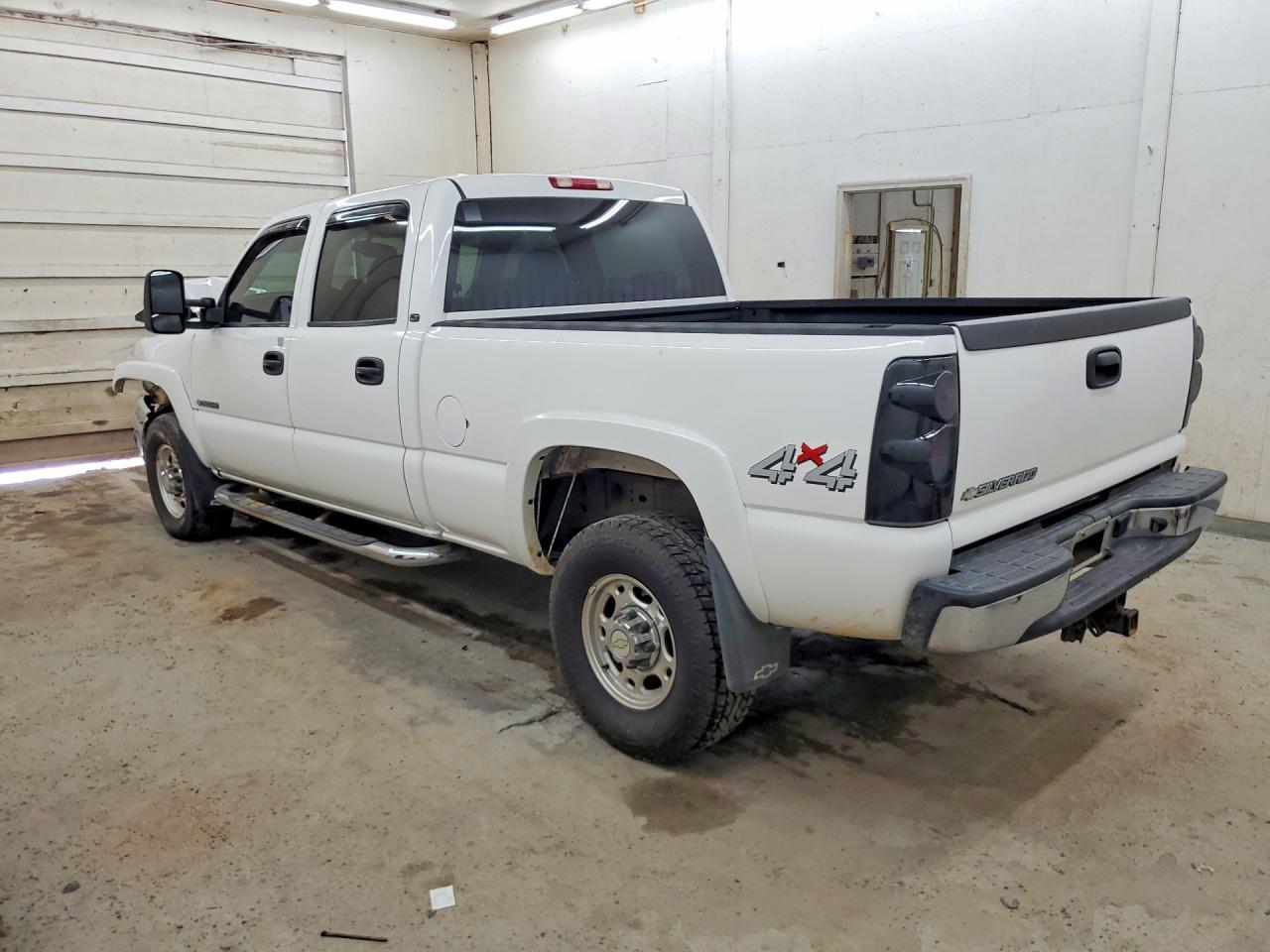 2006 Chevrolet Silverado K2500 Heavy Duty - Фото 2