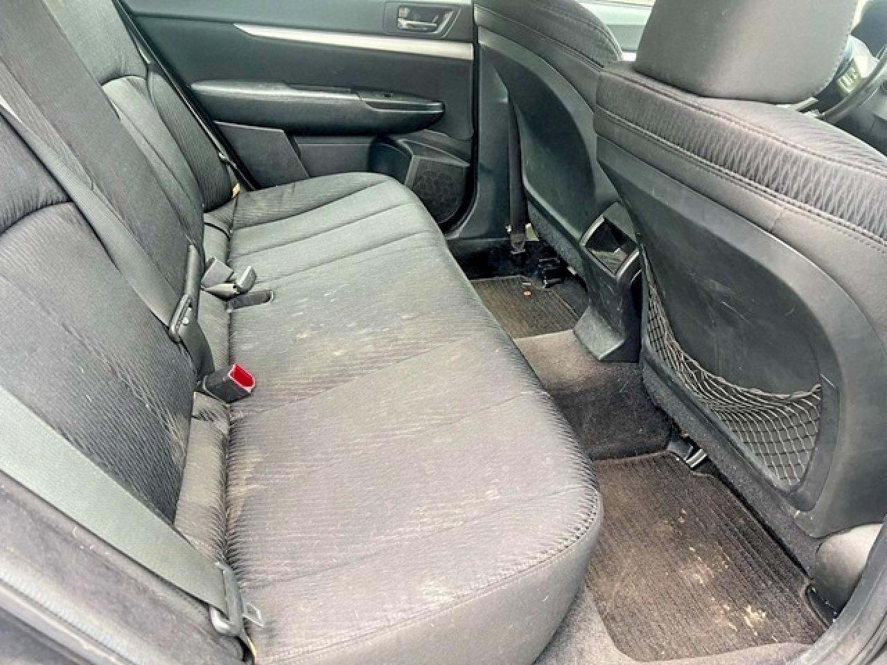 2010 Subaru Legacy 2.5I Premium - Image 6