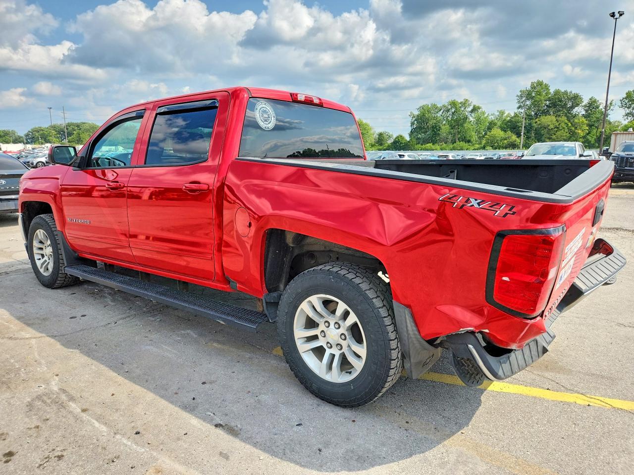 2018 Chevrolet Silverado K1500 Lt - Image 2