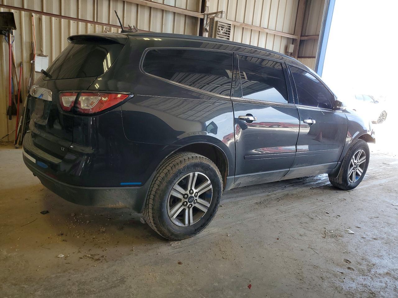 2017 Chevrolet Traverse Lt - Фото 3