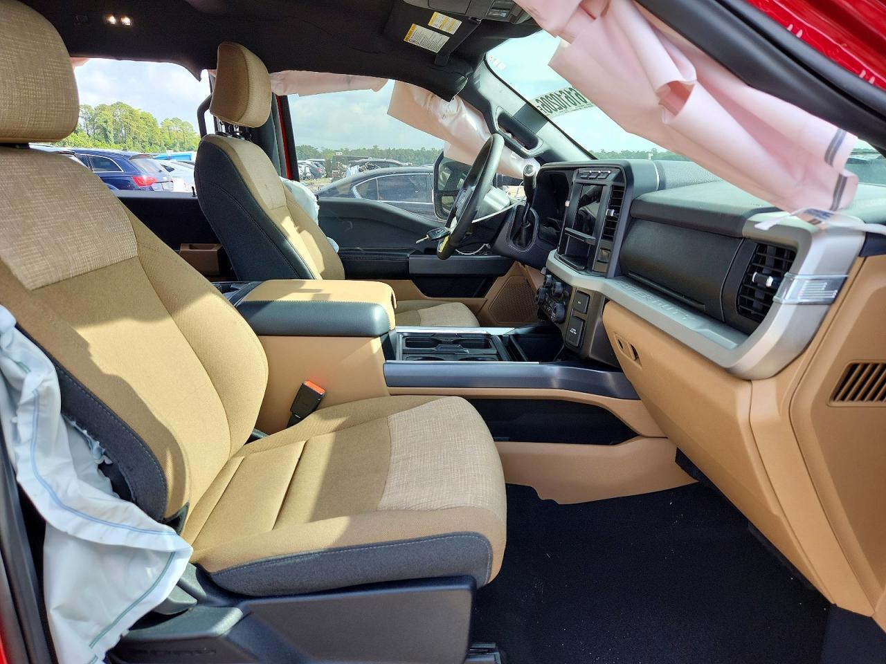 2024 Ford F250 Super Duty - Image 7