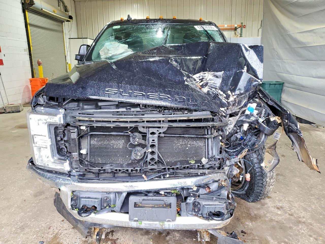 2019 Ford F250 Super Duty - Image 5