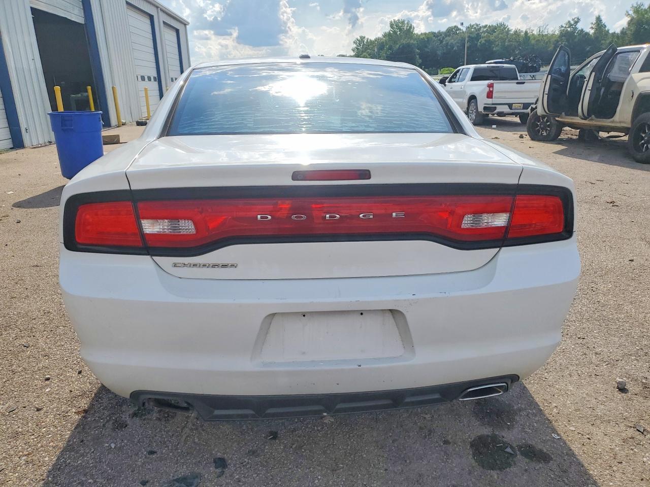 2011 Dodge Charger - Фото 6