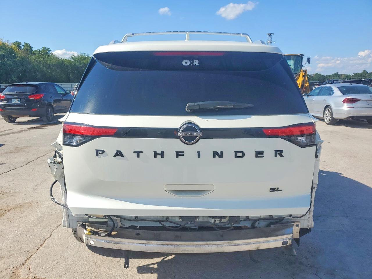 2022 Nissan Pathfinder Sl - Фото 6
