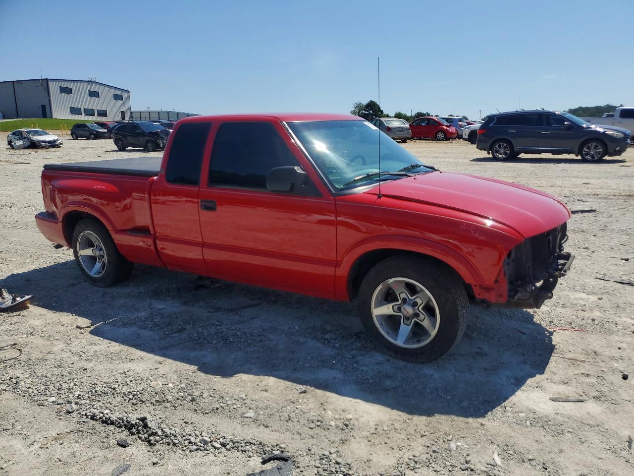 2002 GMC Sonoma - Image 4